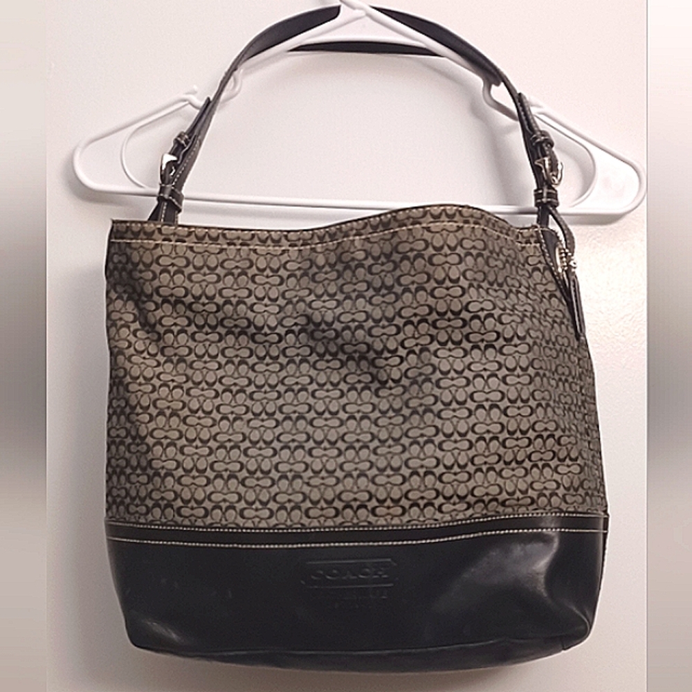 Vintage Coach handbag in GREAT condition